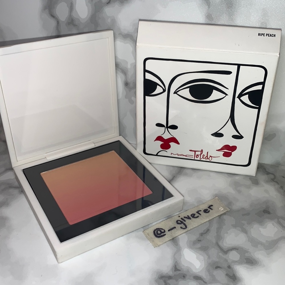 RIPE PEACH Toledo x MAC Ombre Powder Blush
